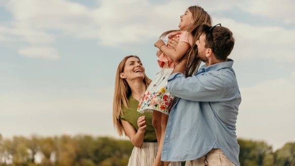 這樣做建立孩子的信心!成長路上大人的陪伴與鼓勵,超越考試分數的眼光