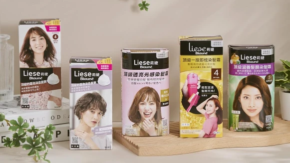 網友激推最強開架遮白神物!用日系上質選莉婕,超豐富的染髮劑型供你選擇,款款有效遮白,輕鬆在家打造日系潮髮色!