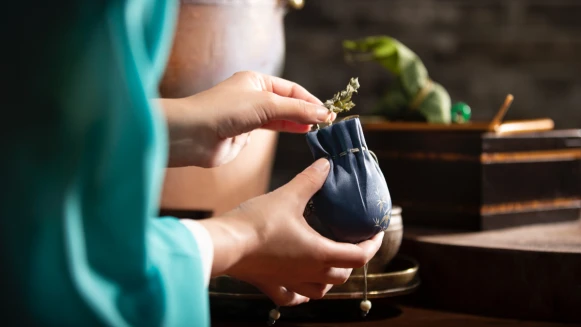 端午節7禁忌＆6開運法報你知！不要送人整串肉粽，避免繩煞帶來穢氣