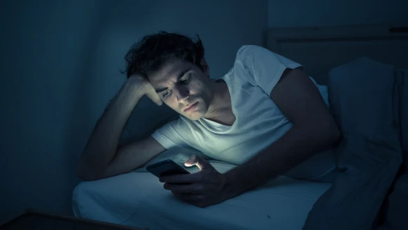 焦慮、失眠可能是新冠後遺症，身心科醫師不藏私，「6招改善症狀」手把手教你