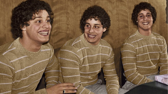 《三個一模一樣的陌生人》為什麼討論度超高?殘酷又驚人的真相是什麼?三胞胎的命運結局會不會改變?