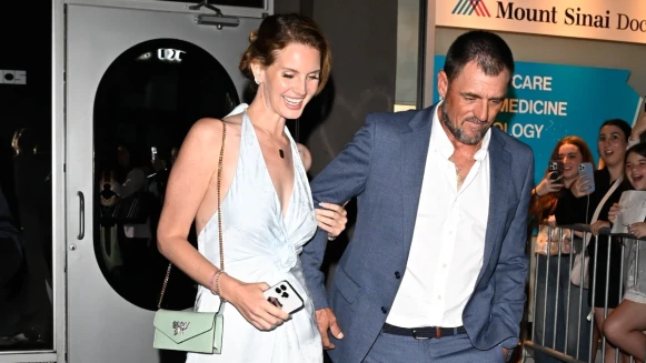 Lana Del Rey結婚了!老公Jeremy Dufrene是導遊兼捕鱷高手