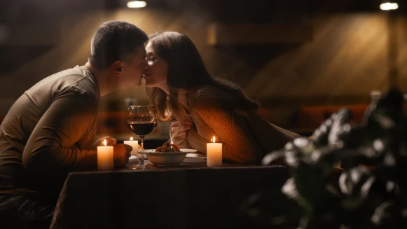 18歲談永遠是信仰,25歲談永遠是約定,30歲談永遠「內心很清楚那只是個目標」