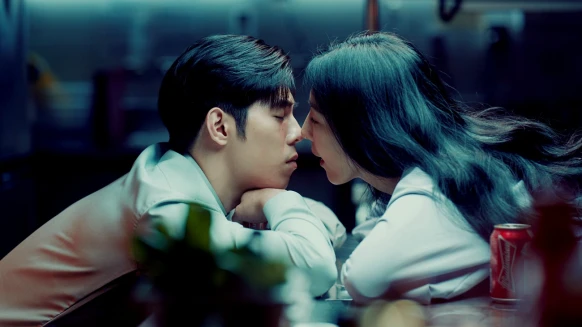 主動避嫌,是對伴侶的基本尊重!沒有邊界感的行為,會讓信任逐漸破碎。