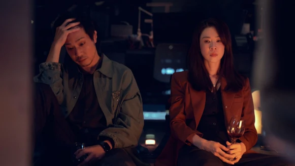 《影后》謝盈萱、薛仕凌，以及陳庭妮和羅宏正──關於出軌，還有愛的存在與否