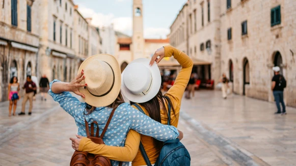 MBTI/最佳旅遊夥伴TOP5!ENTP是驚喜製造機、INFP為旅程注入溫度
