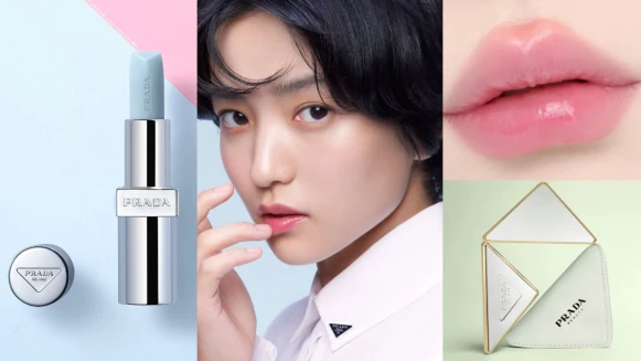 期待成真!PRADA Beauty 專櫃要來了!韓星包包必備#莫測藍潤唇膏開賣,一擦粉嫩就像原生美唇!開櫃驚喜一次看!