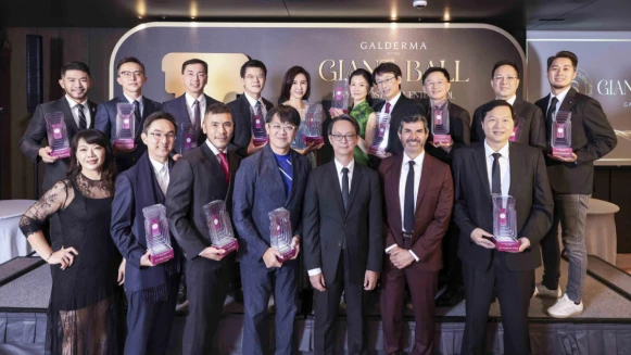 4D童妍針名人堂 : 影響童妍針過去、現在、未來的15位重要人士， M編親臨GIANT BALL盛會現場專訪親揭名醫們齊推4D童妍針關鍵！