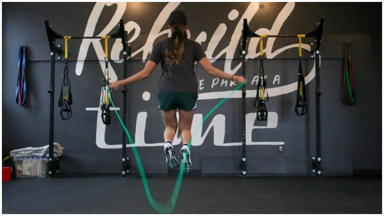 空氣跳繩間歇訓練，7組循環持續練，1個月會瘦得很有感！ 