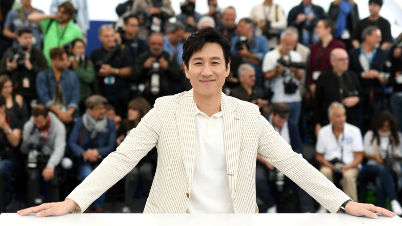 南韓影帝李善均輕生身亡享年48歲!妻子發現遺書報警,經紀公司悲痛發聲明