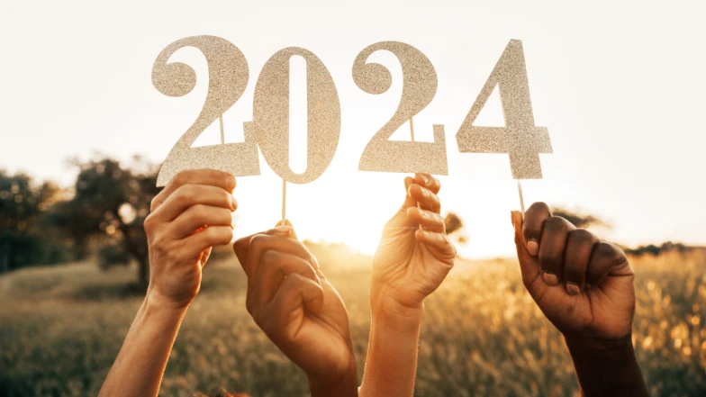 2024龍年吉祥話「龍乎你」！拜年成語、諧音、英文賀詞一次看，過年紅包靠這篇