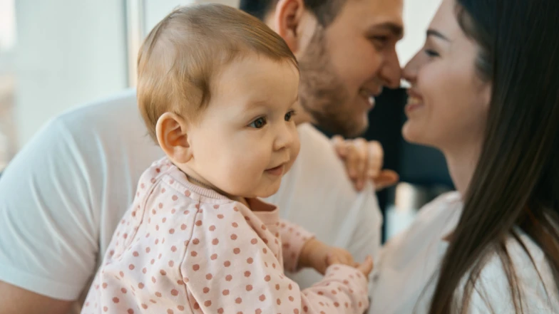 迎接新生兒不慌張！心理師給新手爸媽的交戰守則，「請在心理上預備好迎接嬰兒的哭聲」