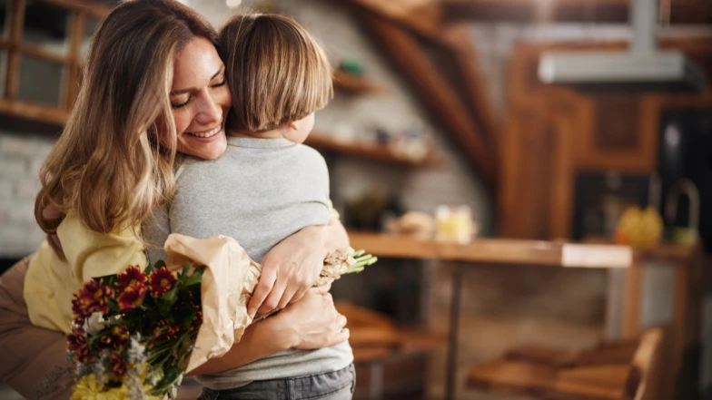 12星座媽媽想要什麼禮物！摩羯最愛現金＆黃金、獅子喜歡時髦的衣服