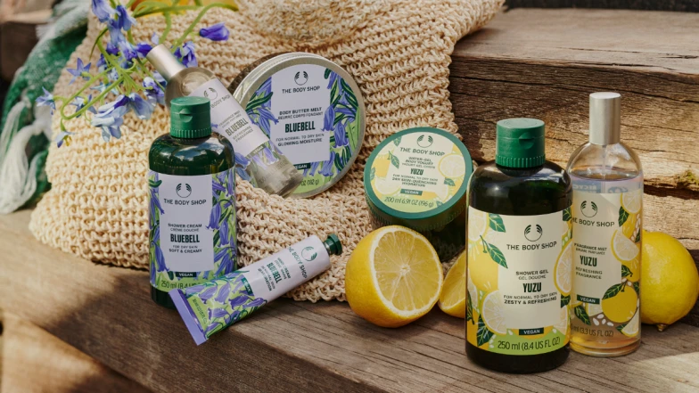 使用THE BODY SHOP夏日限定新品，就像看完揹著善宰跑的好心情～仲夏澄柚&amp;覓靜風鈴身體保養系列，洗滌內心壓力創造水嫩青春發光肌！