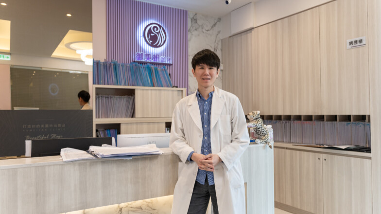 韓國皮膚科最紅的療程就是喬雅露！打造夢想中的幼態肌，更被譽為能改變肌膚命運挽救爛臉！快看御美妍診所陳侑群醫生為何強力推薦！