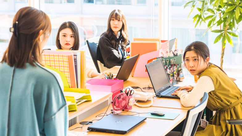 同事老是搶功勞，其實背後有原因？面對職場惱人行為，教你該如何自保