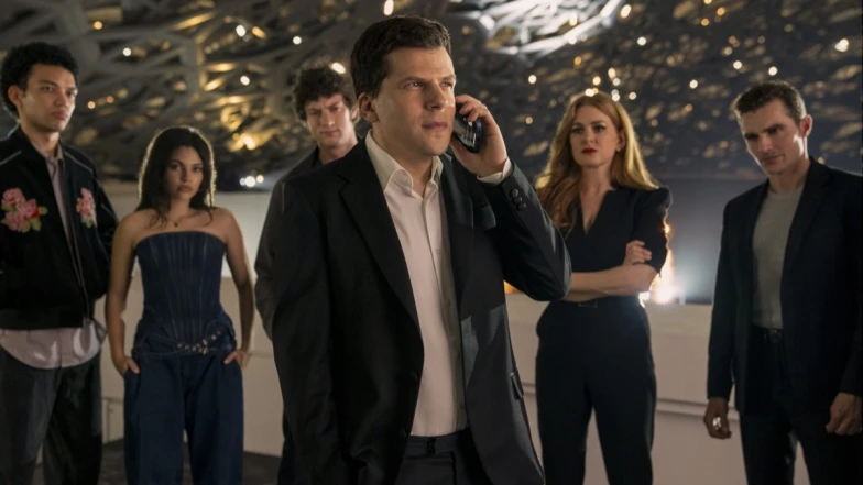 《出神入化3》續集來了！原班人馬四騎士回歸合體，羅莎蒙派克加盟演出