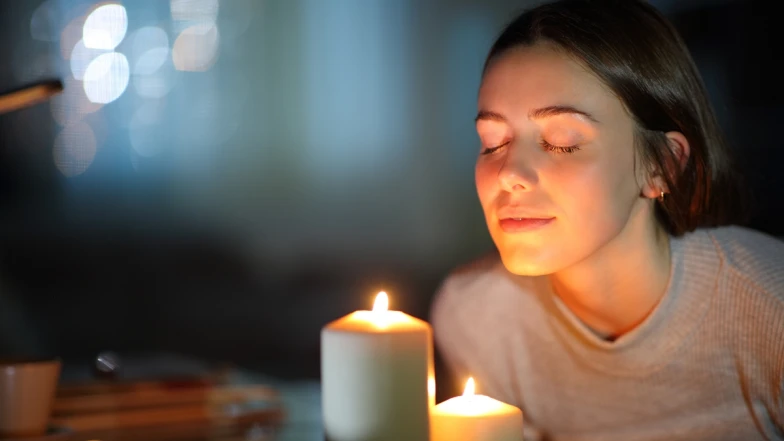 愛用香氛蠟燭？小心肺部慢性傷害，5招教你安全使用