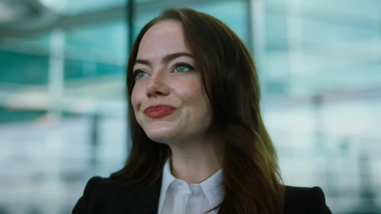 艾瑪史東《暴蜂尼亞》再度攜手《可憐的東西》導演！女神遭陰謀論者綁架，電影預告曝光