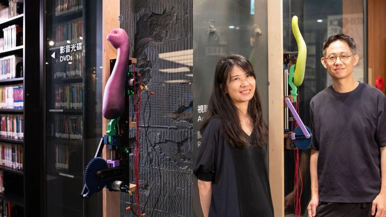 我們是不是被物件控制的生活機器人？羅智信《KnockKnock#1: 黃瓜》登場