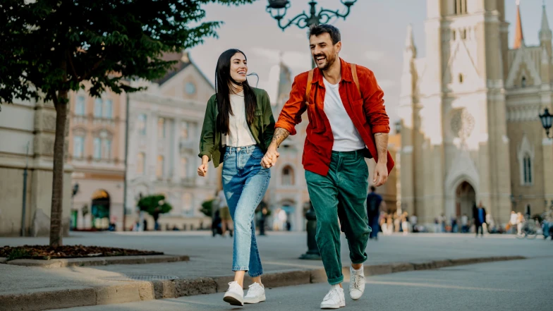 MBTI戀愛攻略|E人主動就是喜歡你?10個七夕快問快答,讓你告白不失敗