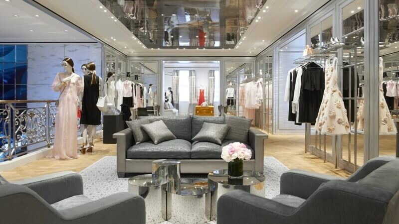 Dior撲克牌、私人沙龍、香水茶葉…必朝聖Dior倫敦店的5個原因!