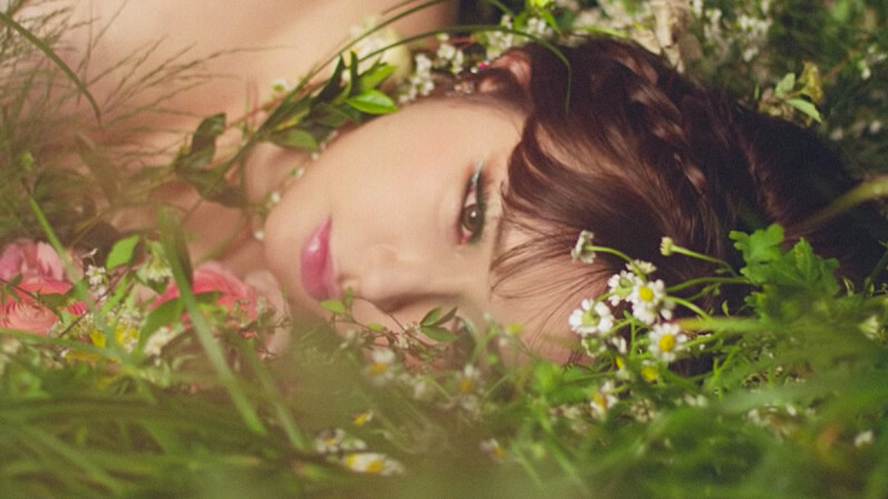  2NE1解散後，朴春 睽違5年回歸新曲〈Spring〉，唱盡人生無奈，期待春天花再開！