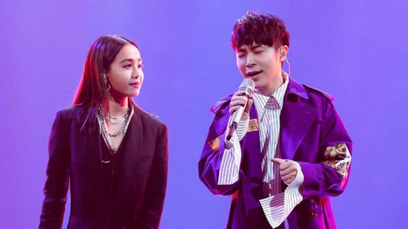 合體Jolin蔡依林飆唱〈怪美的〉!吳青峰:「可能因為我們都是處女座的關係,在她身上看到某部分的自己!」