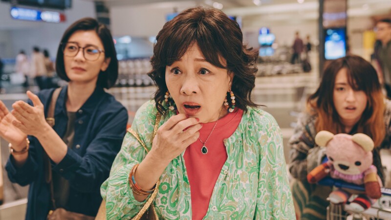 《媽,別鬧了!》7/15全集上架!比莉、賈靜雯、柯佳嬿戀愛寶典婚姻金句連發,荒謬有理追愛拚命