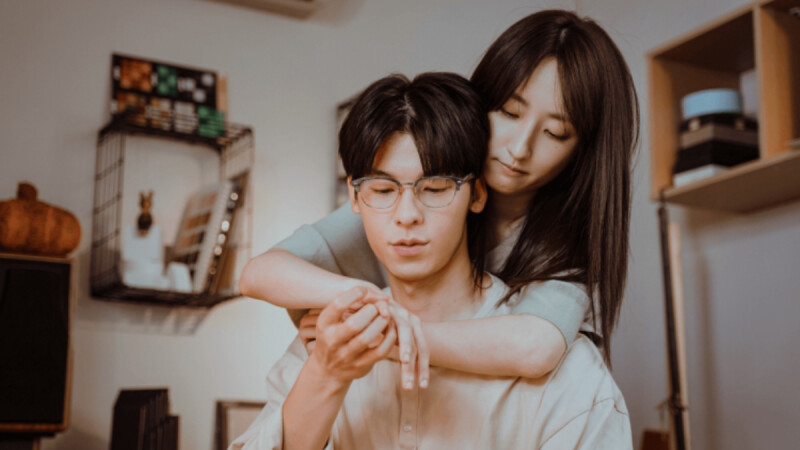 《想見你》電影版解析:究竟是美好結局還是仍有痛苦缺憾?到底有幾個平行宇宙?