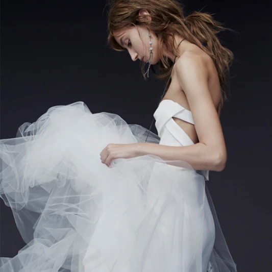 唯美仙子耍叛逆Vera Wang 2015秋冬婚紗系列