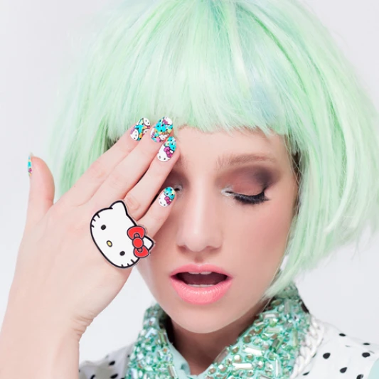 好萊塢女星最愛！NCLA與Hello Kitty跨界合作推出限定款指甲貼