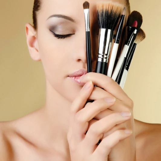 刷具看起來好專業！但到底怎麼用呢…？？看完這篇就秒懂 