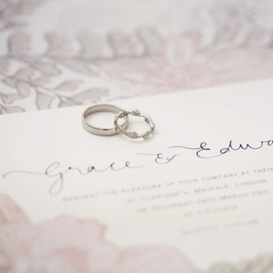 DE BEERS 訂製只屬於你的璀璨浪漫婚禮