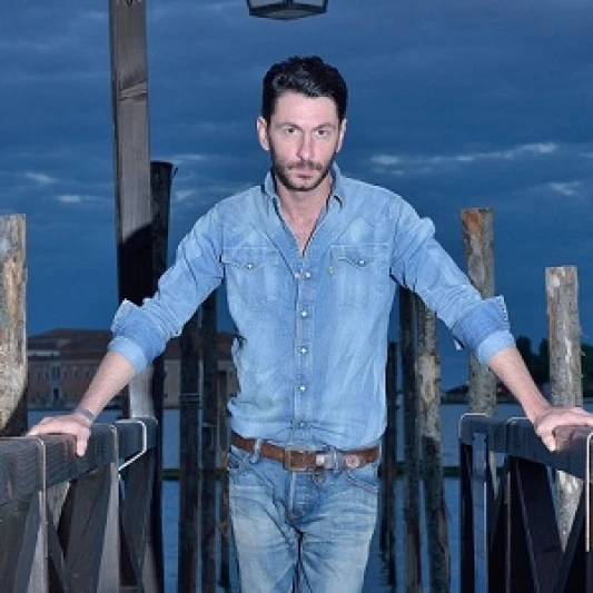 回歸經典-堅持高機能品味