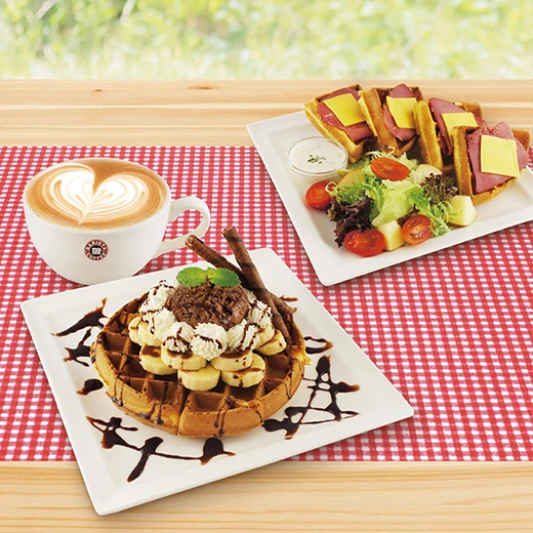 西雅圖餐點升級！清爽的輕食好滋味，買指定鬆餅小杯拿鐵！