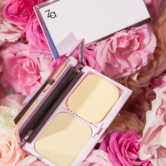 夏天也能自由呼吸！Za「粧自然無瑕粉餅」，零死角的輕透裸妝輕鬆get！