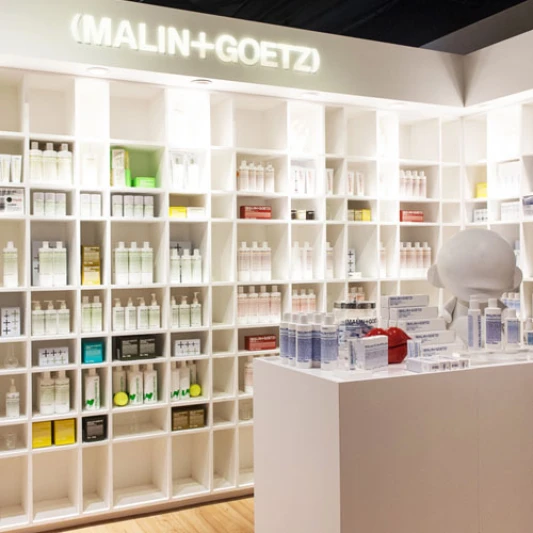來自紐約美式極簡保養精神 (Malin + Goetz) 全新進駐信義誠品！