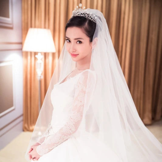 Angelababy與黃曉明的婚禮珠寶大有來頭，遠自法國殿堂級珠寶CHAUMET