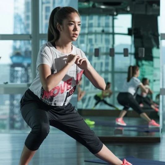 adigirls 雷瑟琳：有氧健身拼出馬甲線！#一起變強