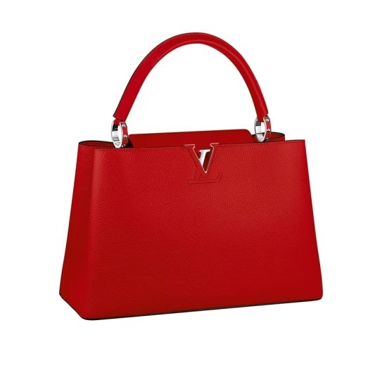 路易威登最新“Spirit of Travel”廣告，Alicia Vikander和Michelle Williams一同暢遊在無際沙漠中