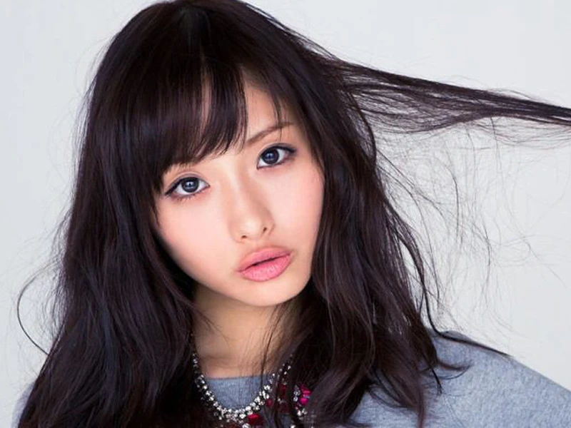 《朝5晚9》大熱！ 原來石原里美「減法」化妝術還有這5撇步！