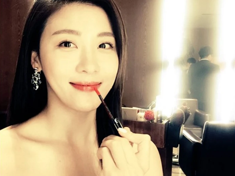 韓劇女王河智苑光透肌！原來就靠紅配綠養膚法