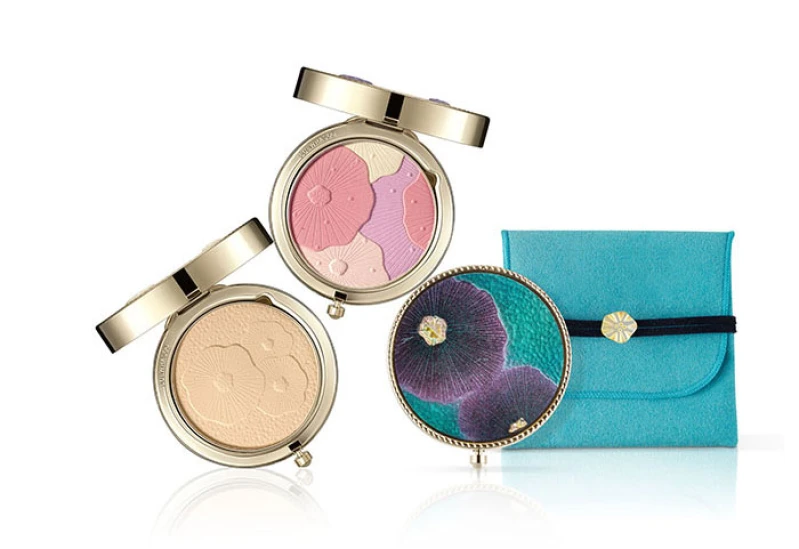 Sulwhasoo 雪花秀攜手藝術家 Kang Eun Myung 替「完美絲絨氣墊粉霜」披上嶄新外衣