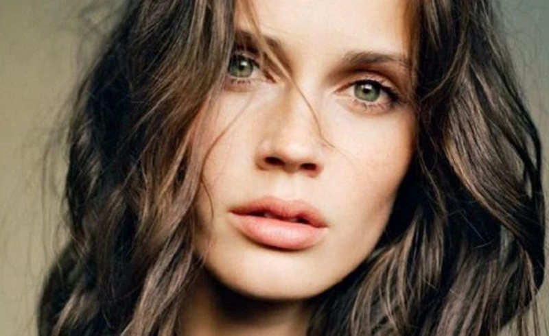 受損髮絲即刻救援 植村秀髮藝雙管菁華使用心得