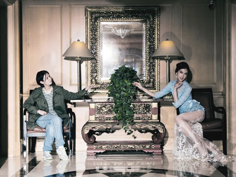 自然派名模 王思偉：光影之中，服飾與珠寶的珍貴默契