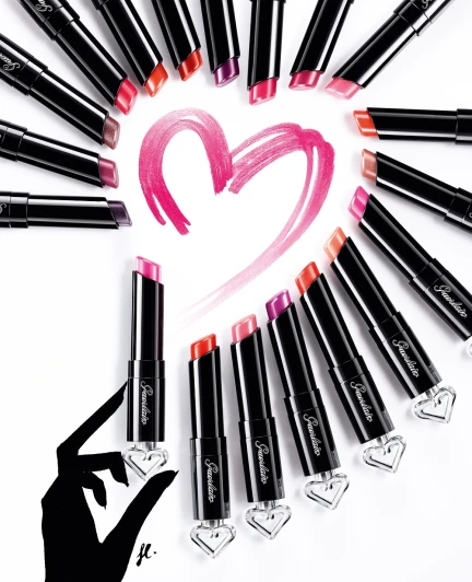 小黑裙我的香氛唇膏 玩色層疊 閃耀一觸即發