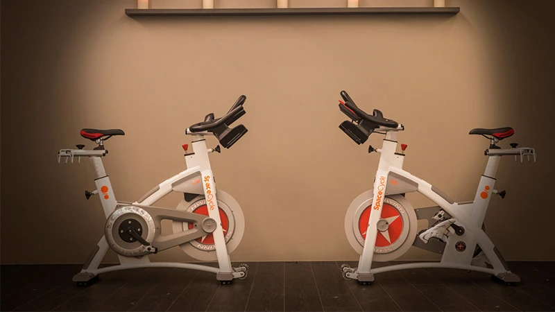 忙到沒時間運動？試試「冥想飛輪」來場心靈排毒同時無負擔動一動！