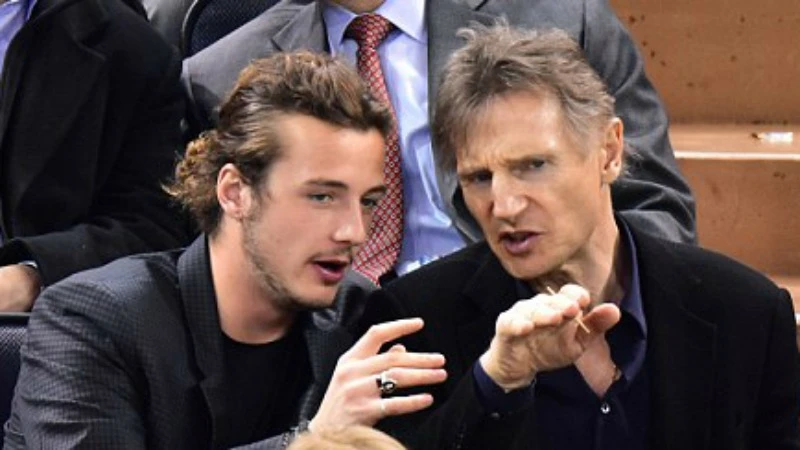 「地表最強老爸」兒子帥翻!超高顏值將拍首部電影