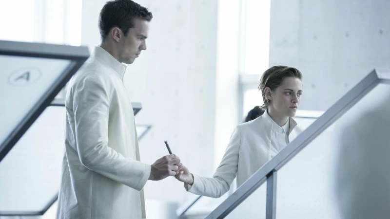 你能免疫嗎？《禁愛世界》克莉絲汀史都華與尼可拉斯霍特的病毒式禁戀